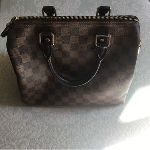 Louis Vuitton Speedy 25